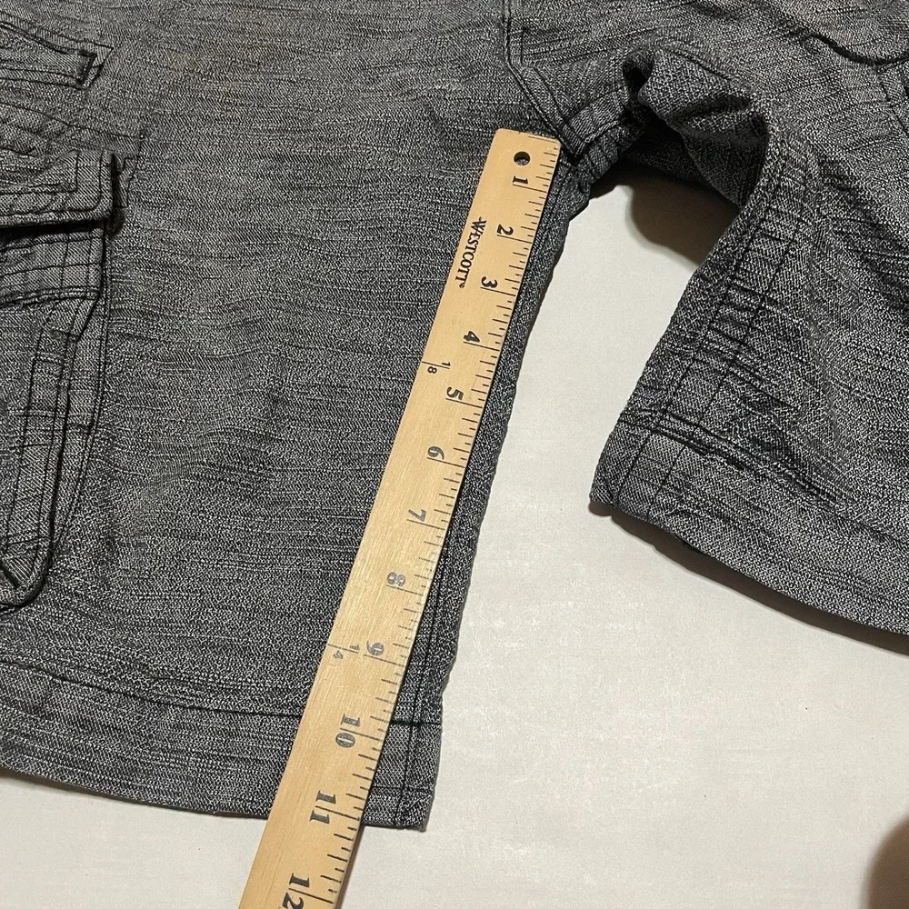 VINTAGE Hurley Cargo Shorts Size 32‎ X 11 Mens  Gray Baggy Skater Y2K 90's